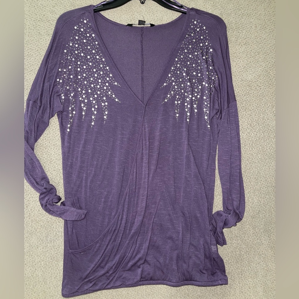 Buckle shirt size small